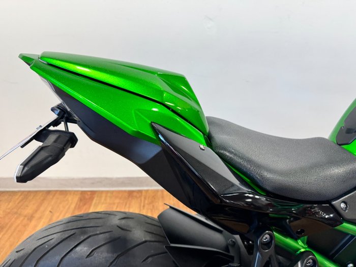 2020 Kawasaki Z H2 (ZR1000K) GREEN