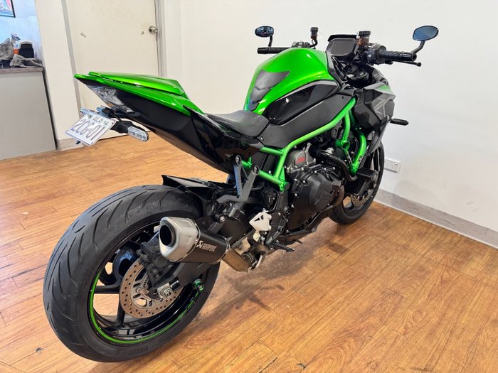 2020 Kawasaki Z H2 (ZR1000K) GREEN