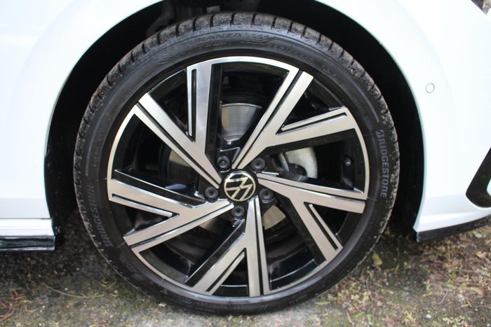 2023 Volkswagen Golf 110TSI R-Line