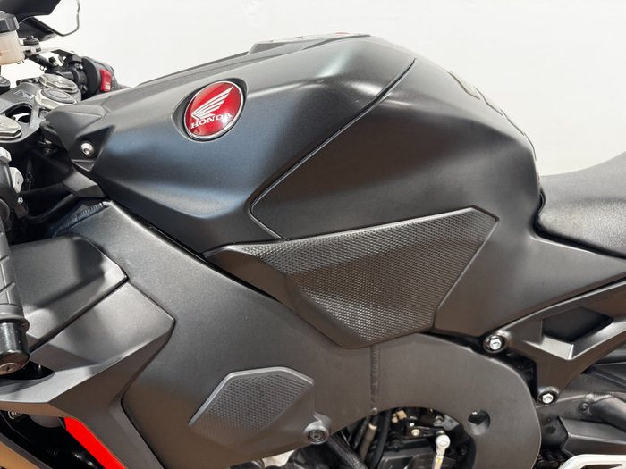 2017 Honda CBR1000RR (FIREBLADE) ABS Black