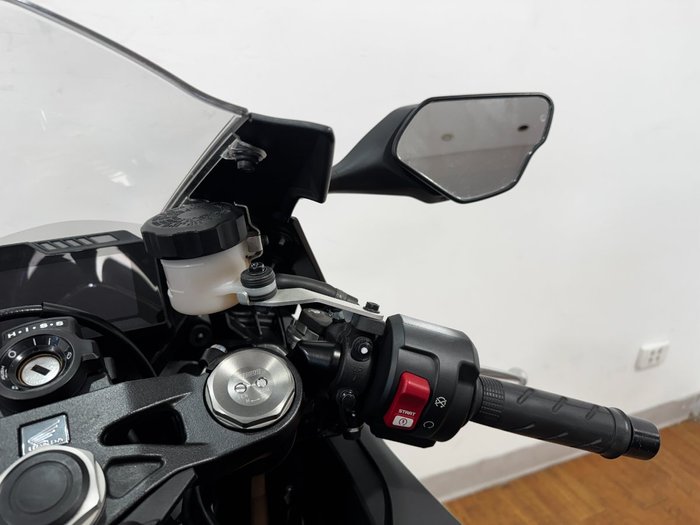 2017 Honda CBR1000RR (FIREBLADE) ABS Black