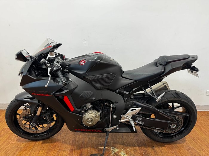 2017 Honda CBR1000RR (FIREBLADE) ABS Black