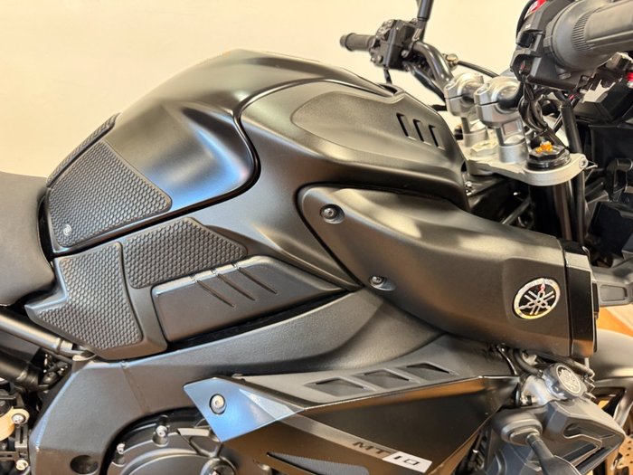 2020 Yamaha MT-10A Black