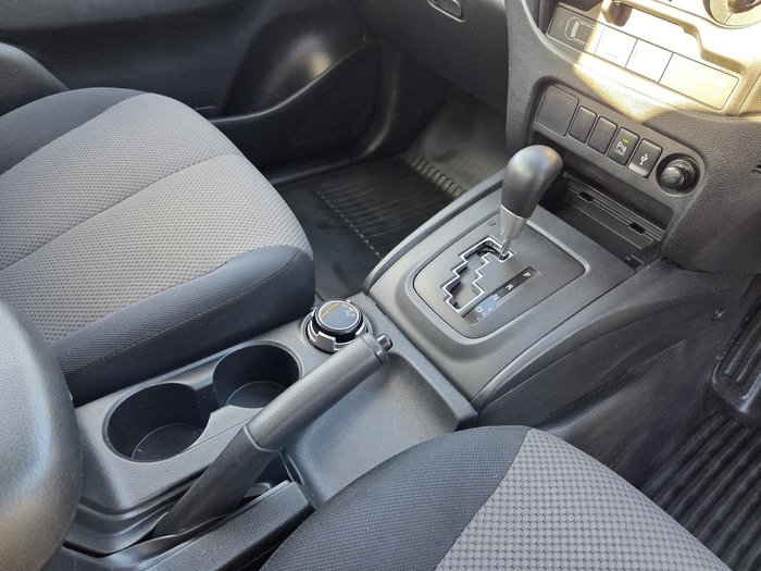 2022 Mitsubishi Triton GLX
