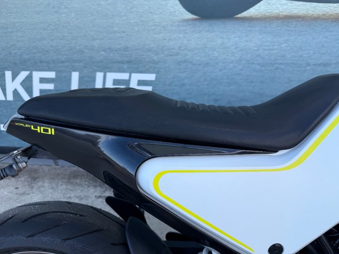 2018 HUSQVARNA VITPILEN 401 White