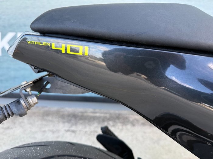 2018 HUSQVARNA VITPILEN 401 White