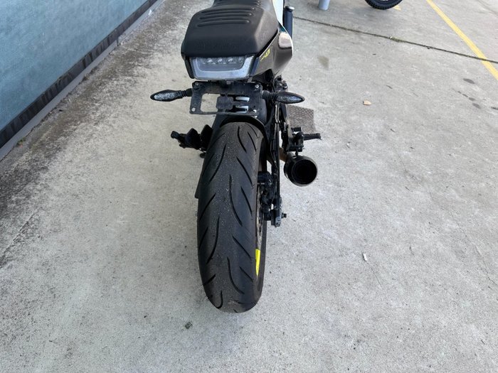 2018 HUSQVARNA VITPILEN 401 White