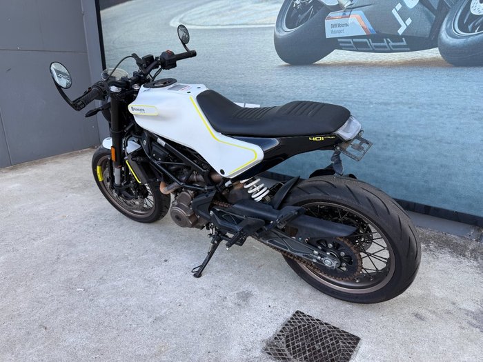 2018 HUSQVARNA VITPILEN 401 White