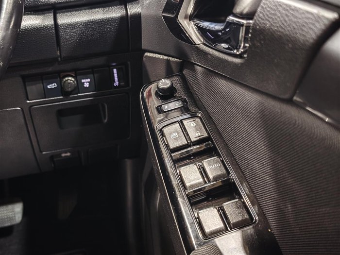 2021 Isuzu MU-X LS-U