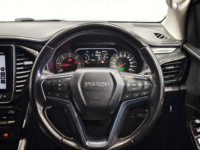 2021 Isuzu MU-X LS-U