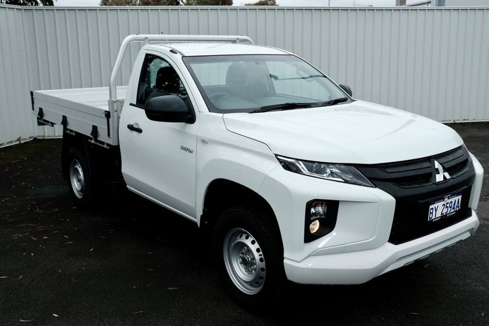 2022 Mitsubishi Triton