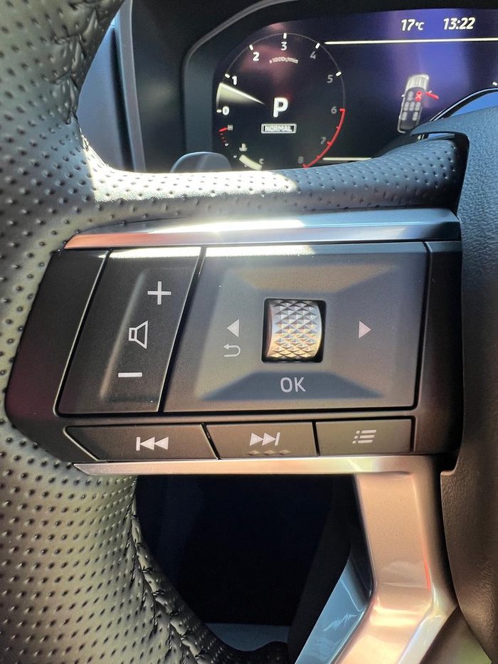 2026 Mitsubishi Outlander Black Edition ZM MY26 White Diamond
