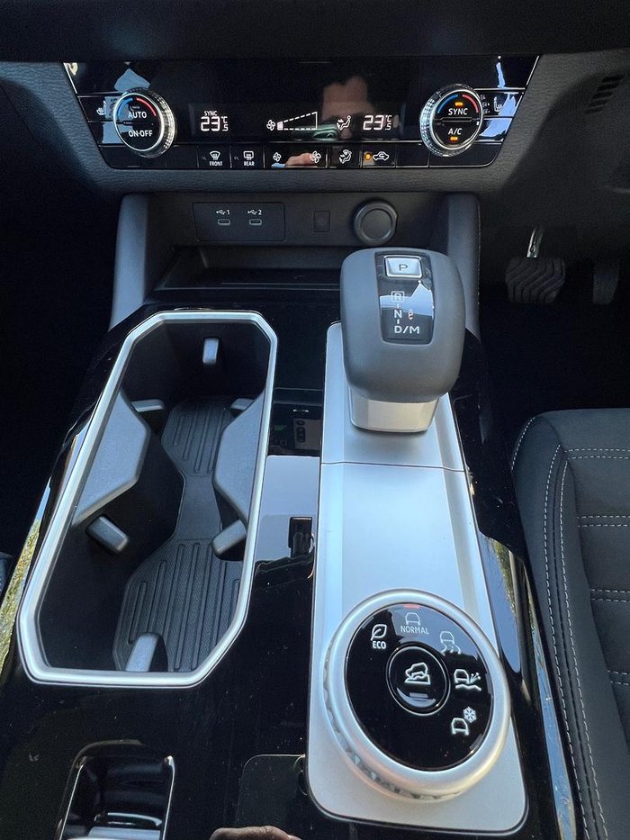 2026 Mitsubishi Outlander Black Edition ZM MY26 White Diamond