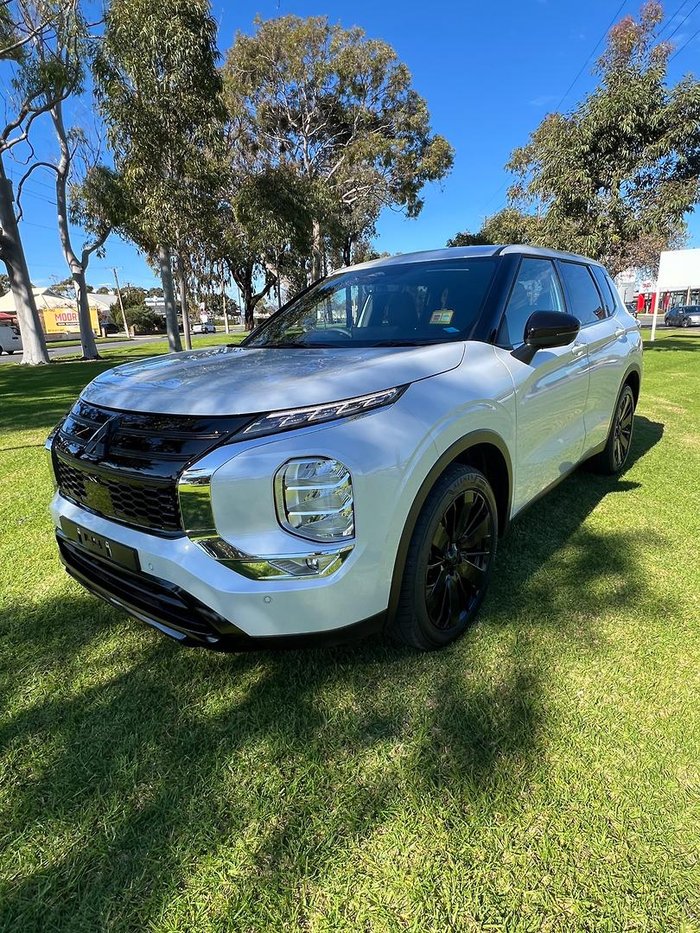 2026 Mitsubishi Outlander Black Edition ZM MY26 White Diamond