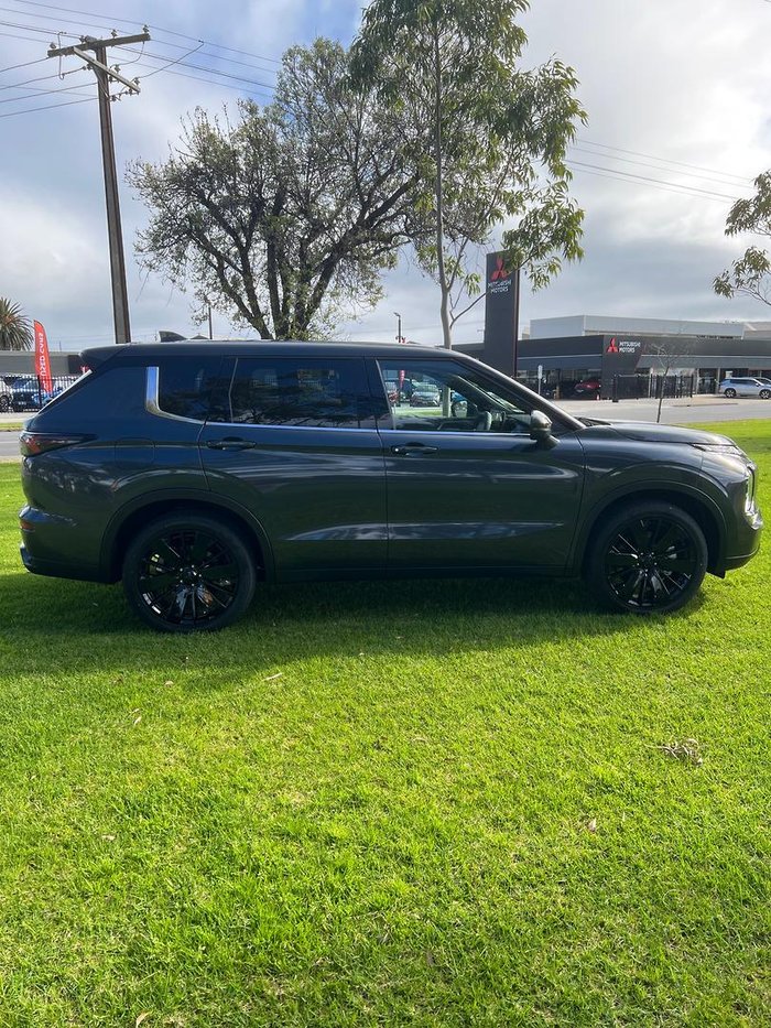 2026 Mitsubishi Outlander Black Edition