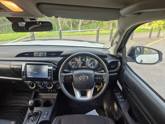 2021 Toyota Hilux SR