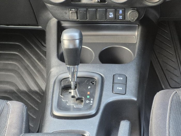 2021 Toyota Hilux SR