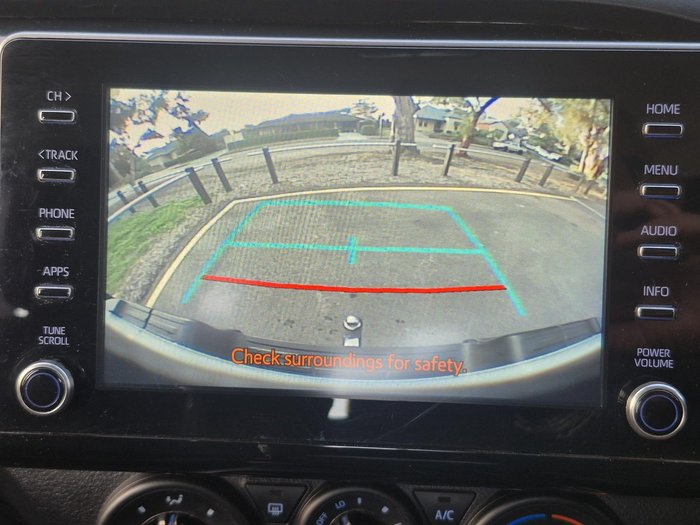 2021 Toyota Hilux SR