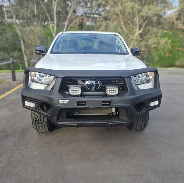 2021 Toyota Hilux SR