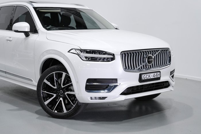 2024 Volvo XC90 Ultimate B5 Bright