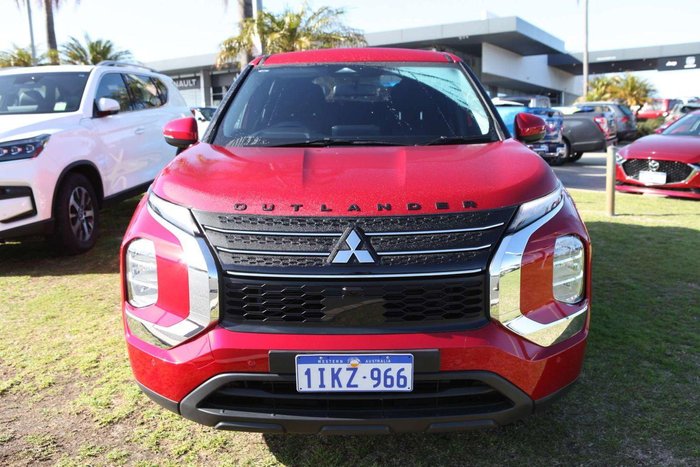 2024 Mitsubishi Outlander ES