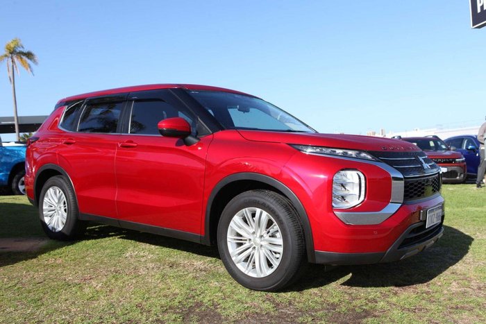 2024 Mitsubishi Outlander