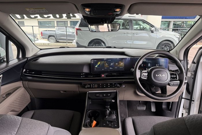 2024 Kia Carnival S