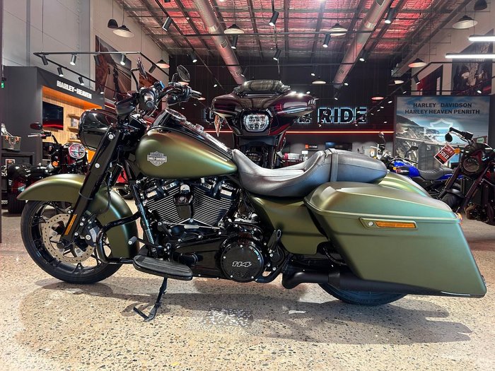 2022 Harley-Davidson Road King Special 114 (FLHRXS)