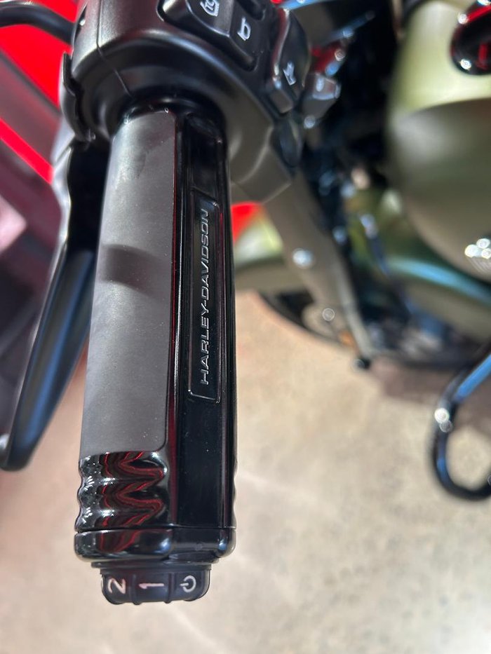 2022 Harley-Davidson Road King Special 114 (FLHRXS) Touring Green
