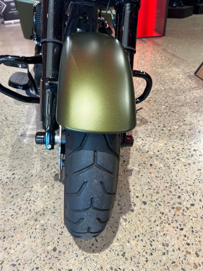 2022 Harley-Davidson Road King Special 114 (FLHRXS) Touring Green