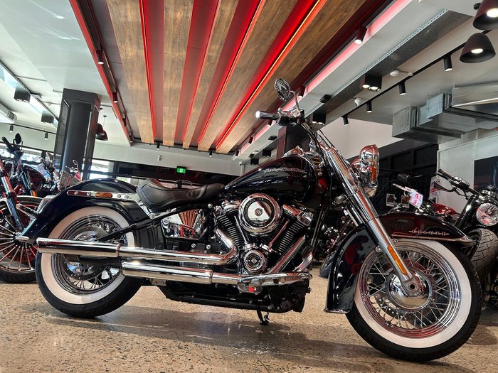 2019 Harley-Davidson Deluxe 107 (FLDE)