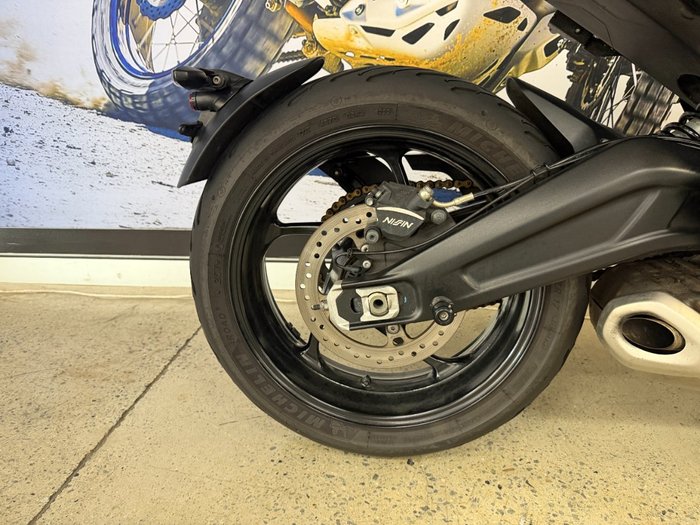 2022 Triumph TRIDENT 660 BLACK