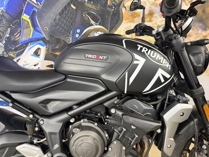 2022 Triumph TRIDENT 660 BLACK