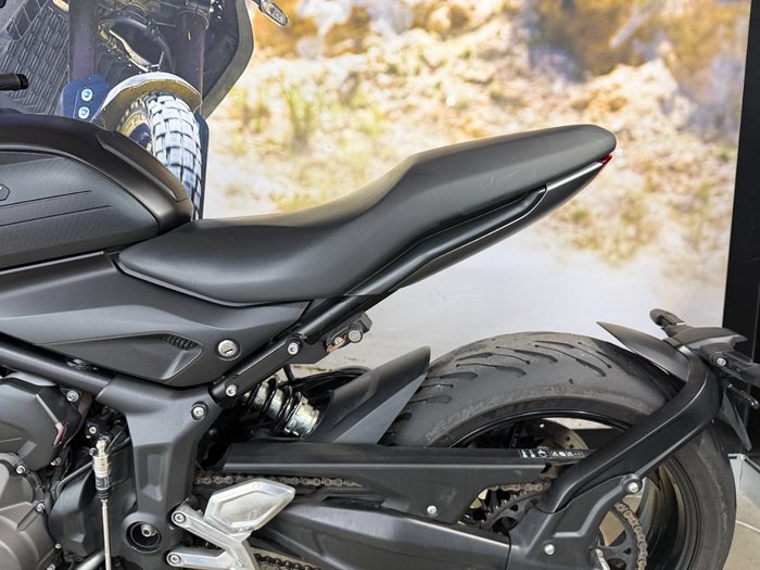 2022 Triumph TRIDENT 660 BLACK