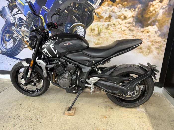 2022 Triumph TRIDENT 660 BLACK