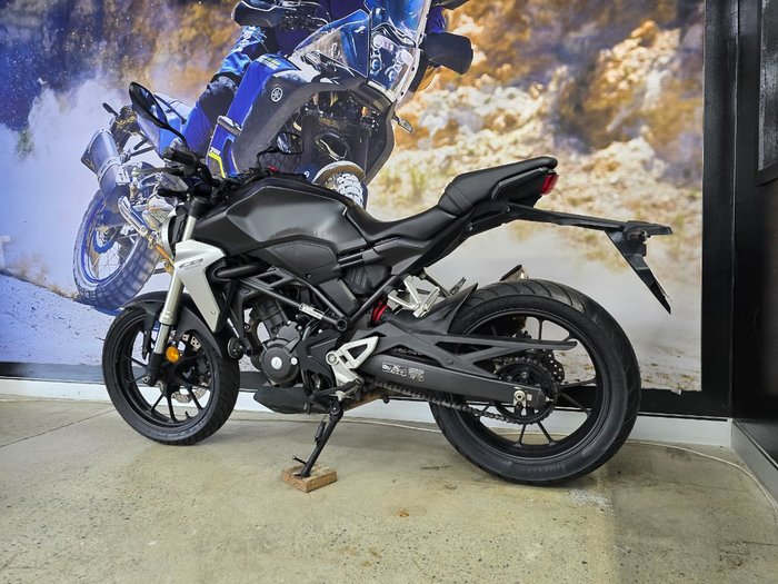 2018 Honda CB300R BLACK