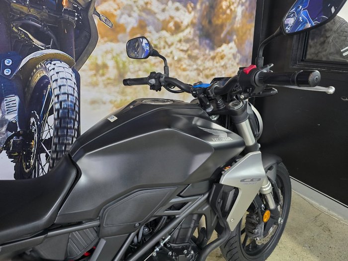2018 Honda CB300R BLACK