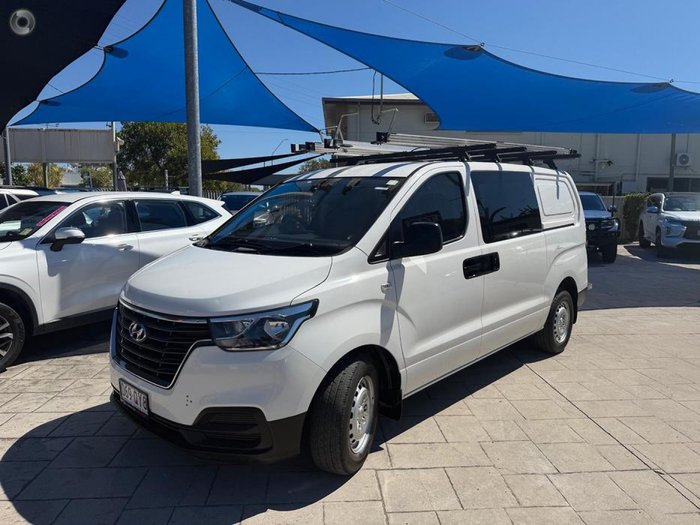 2019 Hyundai iLoad (No Badge)