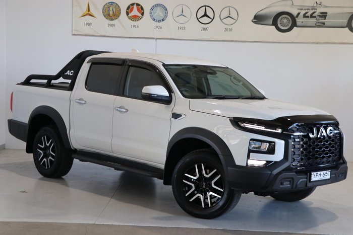 2024 JAC T9