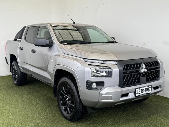 2025 Mitsubishi Triton GLX-R