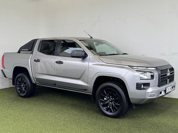 2025 Mitsubishi Triton GLX-R