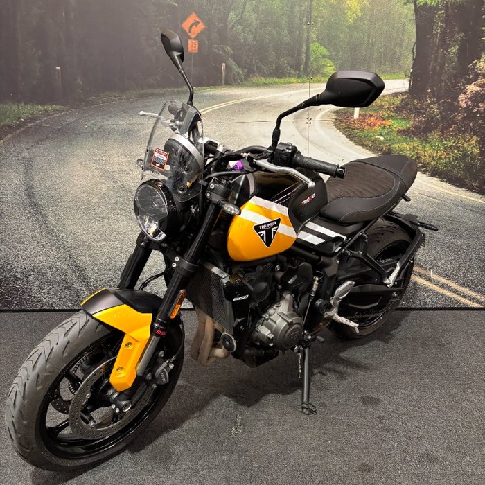 2025 Triumph TRIDENT 660 Black