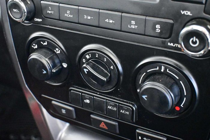 2021 Mahindra PIK-UP S6+