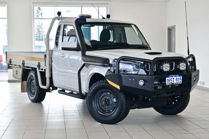 2021 Mahindra PIK-UP S6+