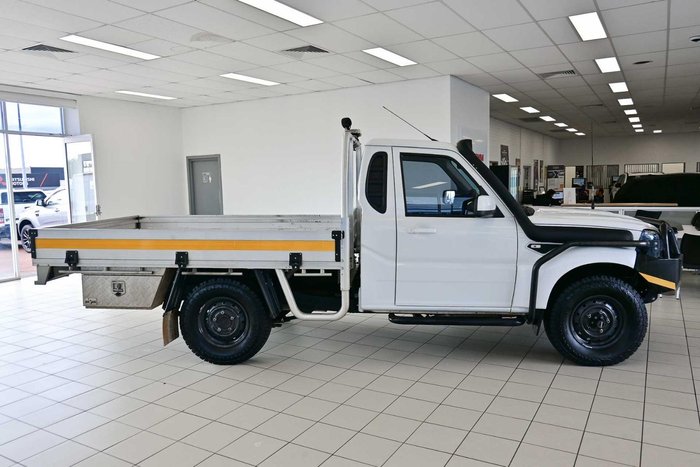 2021 Mahindra PIK-UP S6+