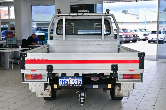 2021 Mahindra PIK-UP S6+