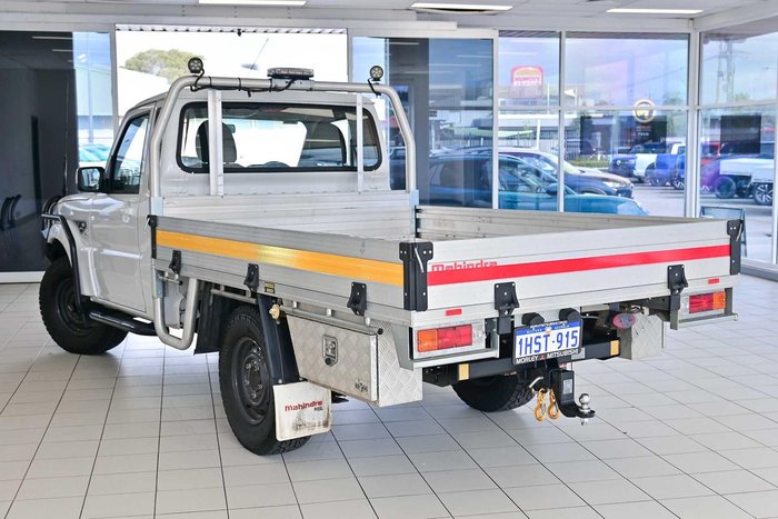 2021 Mahindra PIK-UP S6+