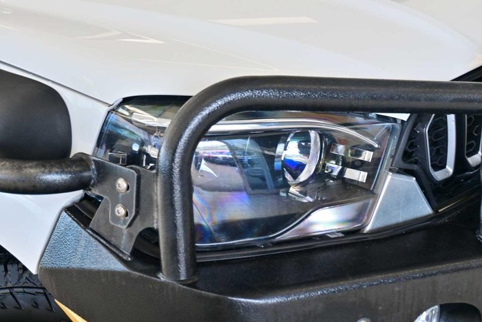 2021 Mahindra PIK-UP S6+