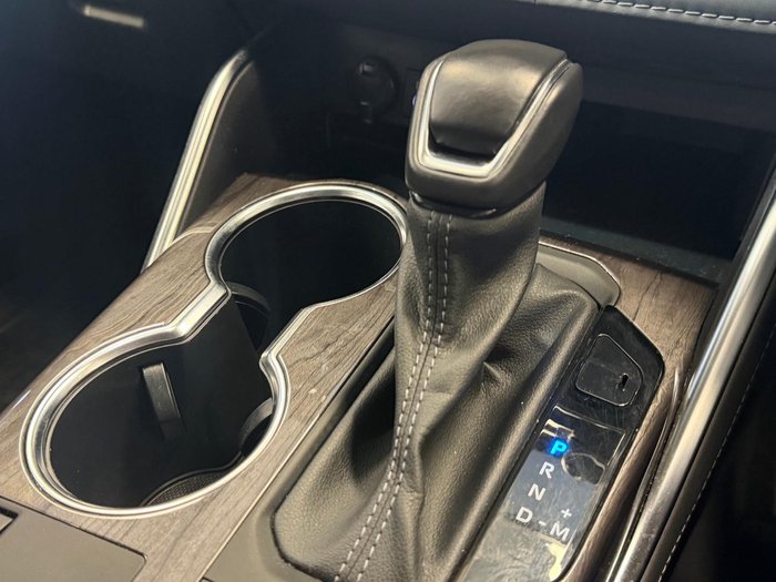 2024 Toyota Kluger Grande