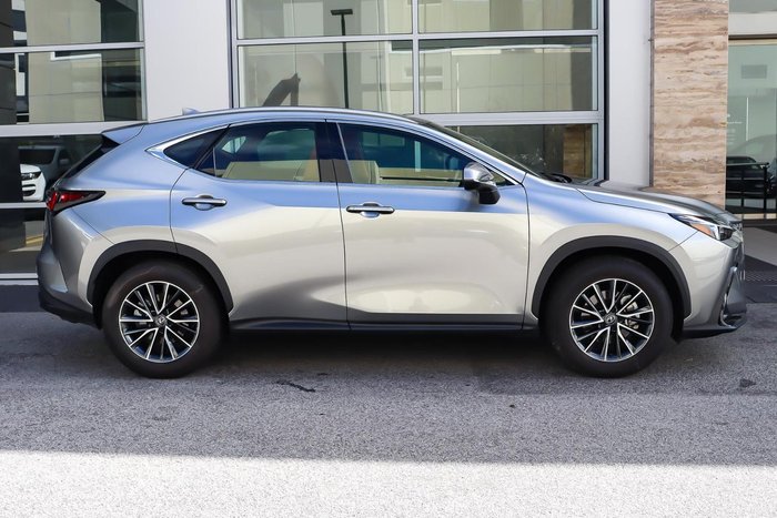2025 Lexus NX 250